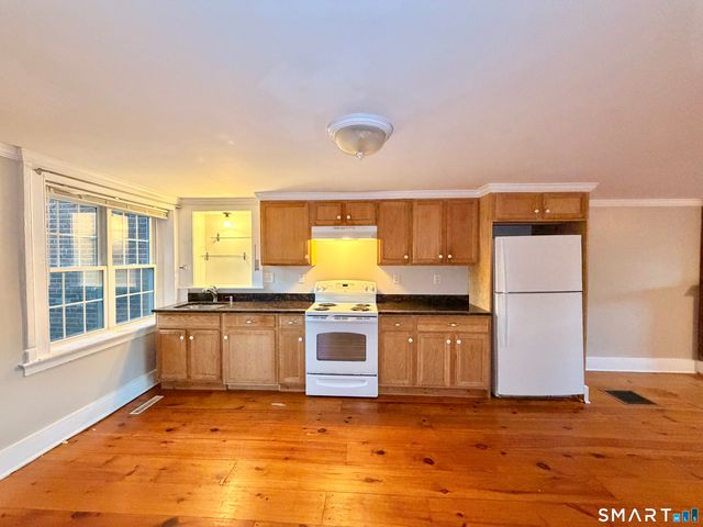 42 Warren Street Ground, New Haven, CT 06511