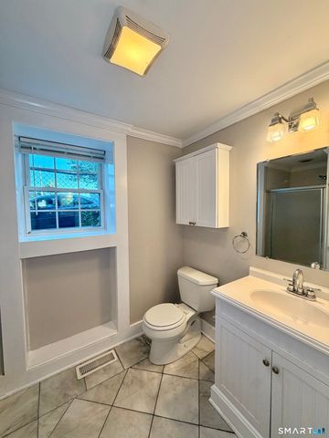 42 Warren Street Ground, New Haven, CT 06511