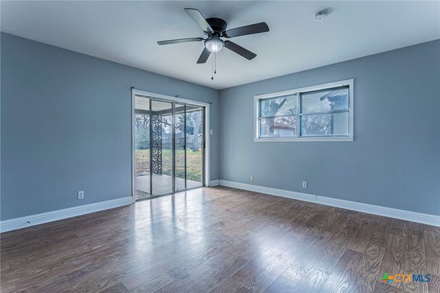 105 E Upshaw Avenue, Temple, TX 76501