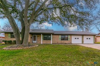 105 E Upshaw Avenue, Temple, TX 76501