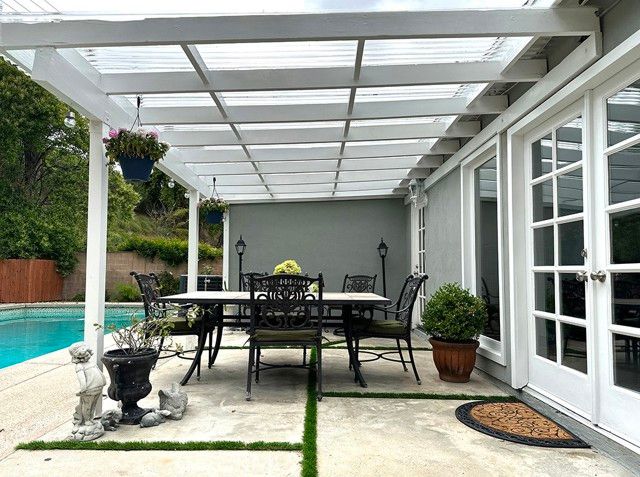 26261 Veva Way, Calabasas, CA 91302