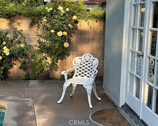 26261 Veva Way, Calabasas, CA 91302