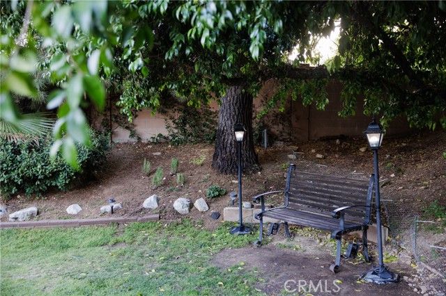 26261 Veva Way, Calabasas, CA 91302