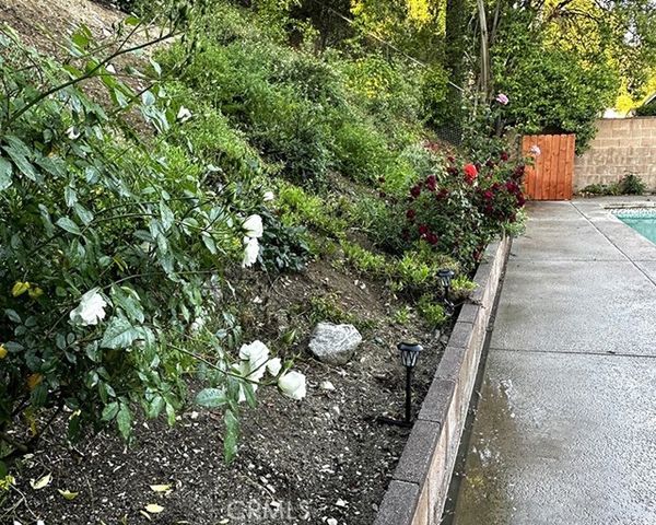 26261 Veva Way, Calabasas, CA 91302