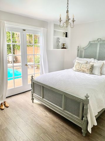 26261 Veva Way, Calabasas, CA 91302