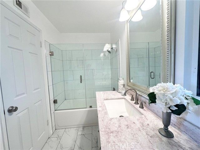 26261 Veva Way, Calabasas, CA 91302