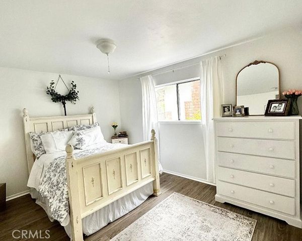 26261 Veva Way, Calabasas, CA 91302