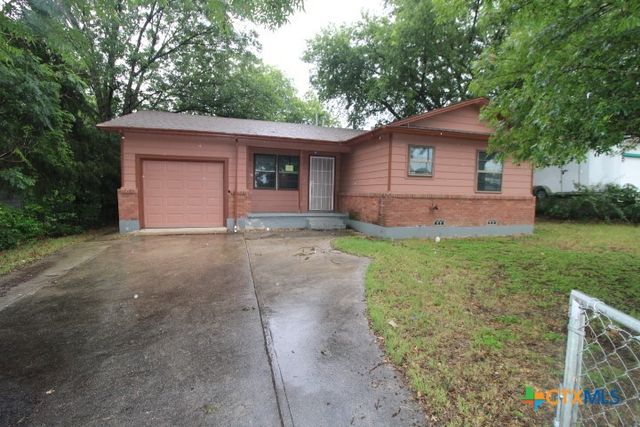 313 Elm Street, Copperas Cove, TX 76522