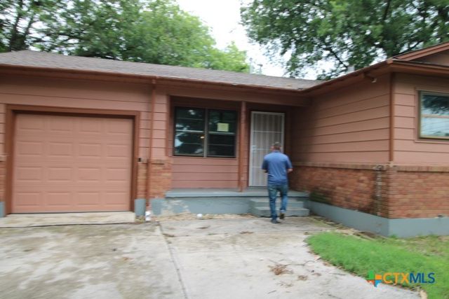 313 Elm Street, Copperas Cove, TX 76522