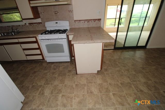 313 Elm Street, Copperas Cove, TX 76522