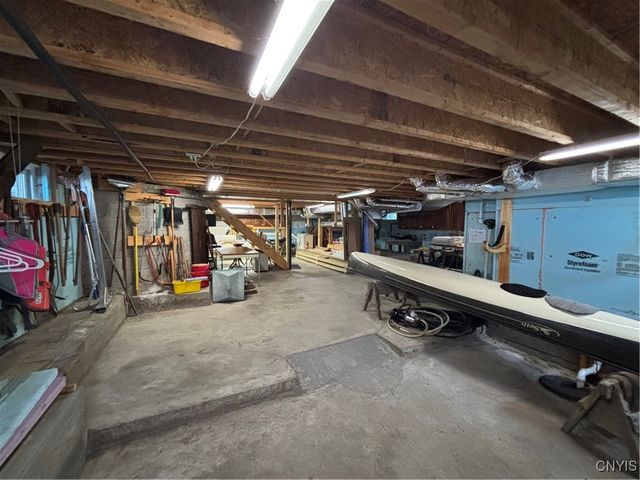 139 Burtis Point Road, Owasco, NY 13021