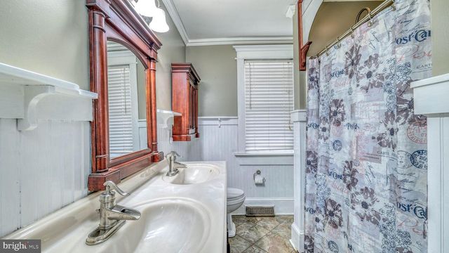 1110 ERIAL RD, Pine Hill, NJ 08021