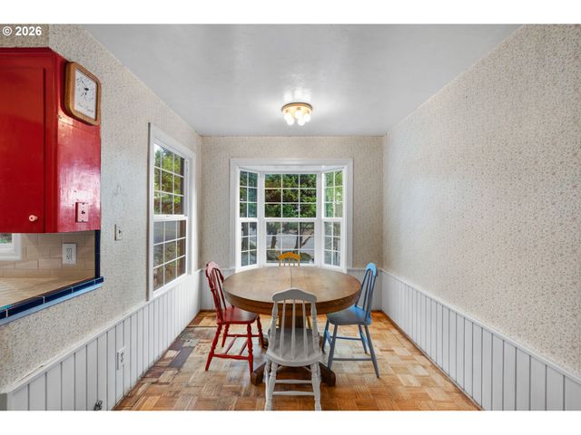 2231 Sw MARTHA St, Portland, OR 97239