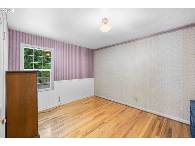 2231 Sw MARTHA St, Portland, OR 97239