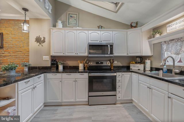 309 WINTON ST, Philadelphia, PA 19148