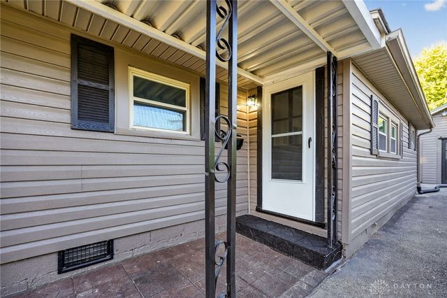 3725 Claybourne Road, Dayton, OH 45429