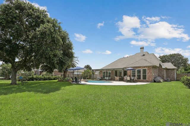 37188 Lakeshore Ave, Prairieville, LA 70769