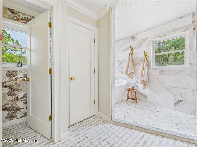 129 GRASSY Lane, Palatka, FL 32177