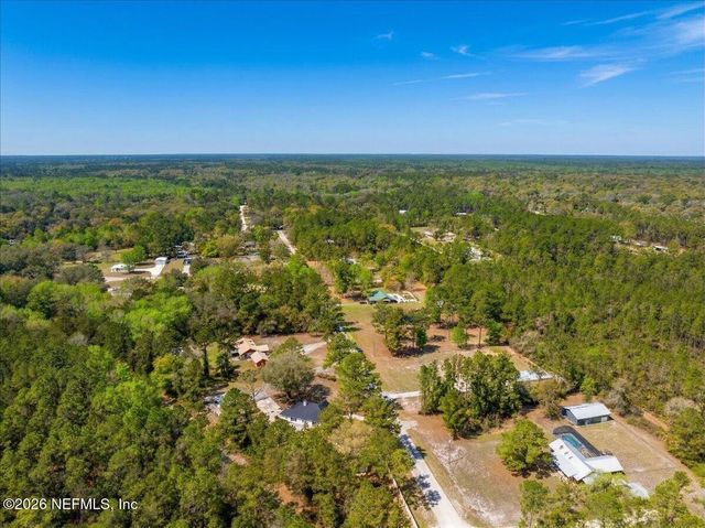 129 GRASSY Lane, Palatka, FL 32177