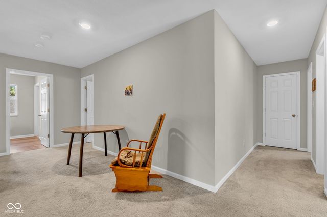 1195 S Aberdeen Drive, Franklin, IN 46131