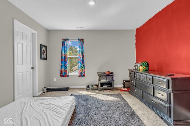 1195 S Aberdeen Drive, Franklin, IN 46131