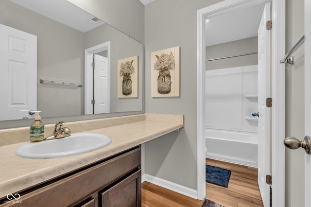 1195 S Aberdeen Drive, Franklin, IN 46131