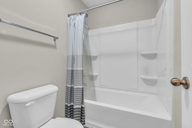 1195 S Aberdeen Drive, Franklin, IN 46131