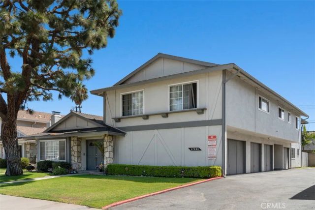 17902 Baron, Huntington Beach, CA 92647