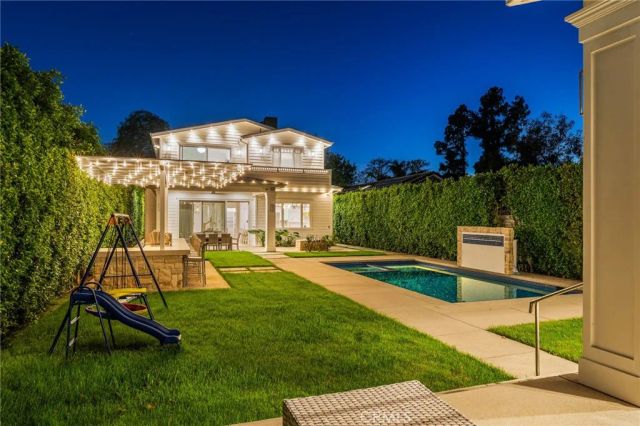 12345 Huston, Valley Village, CA 91607