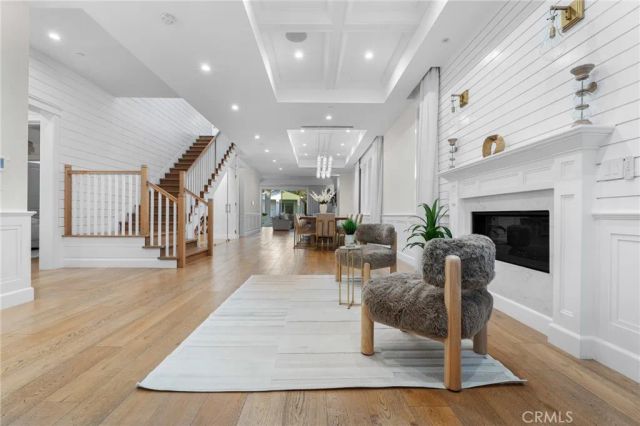 12345 Huston, Valley Village, CA 91607