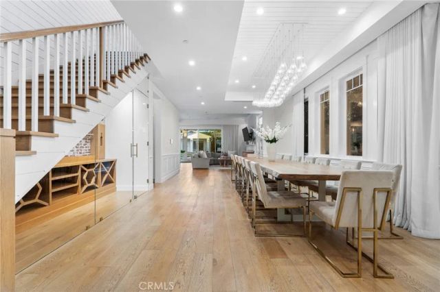 12345 Huston, Valley Village, CA 91607