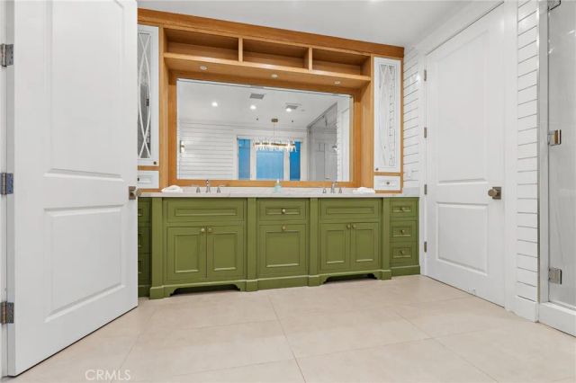 12345 Huston, Valley Village, CA 91607