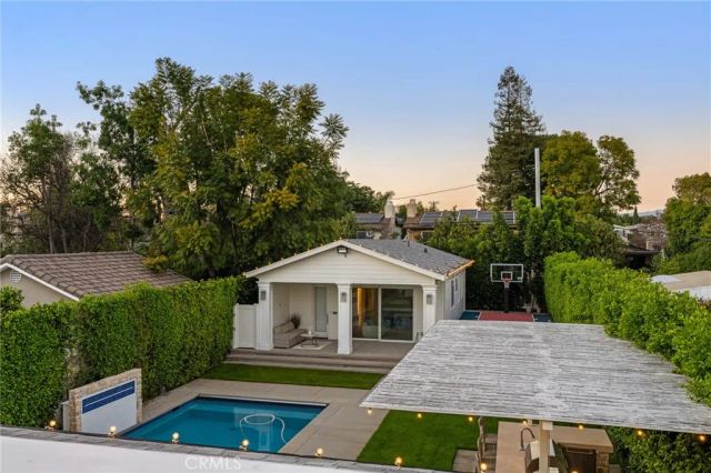 12345 Huston, Valley Village, CA 91607