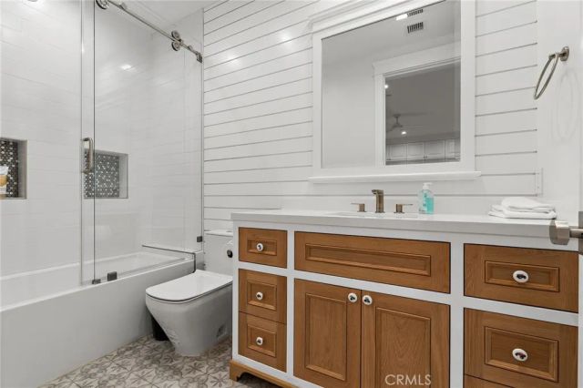 12345 Huston, Valley Village, CA 91607