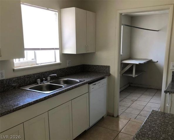 725 Miller Avenue, North Las Vegas, NV 89030