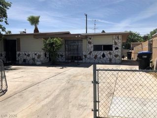 725 Miller Avenue, North Las Vegas, NV 89030