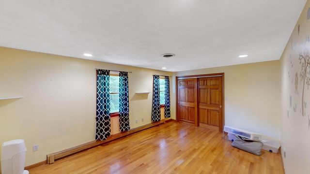 22 Starview Dr, Sudbury, MA 01776