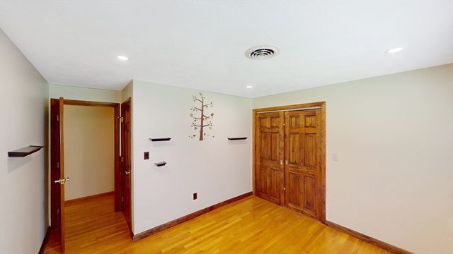 22 Starview Dr, Sudbury, MA 01776