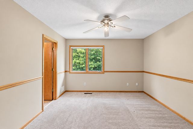 8026 173rd Street W, Lakeville, MN 55044