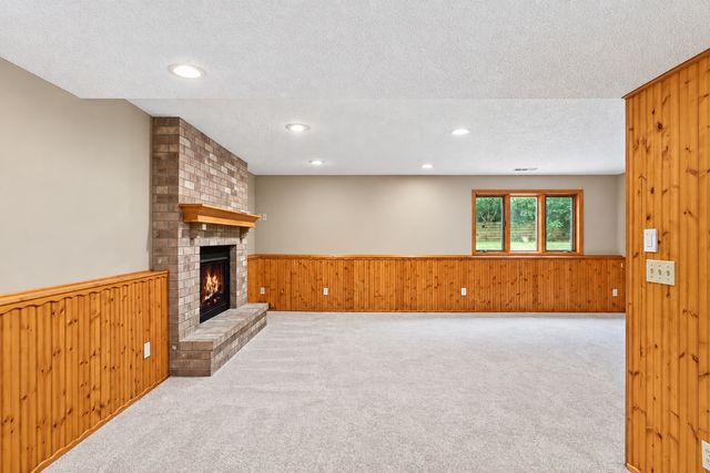 8026 173rd Street W, Lakeville, MN 55044