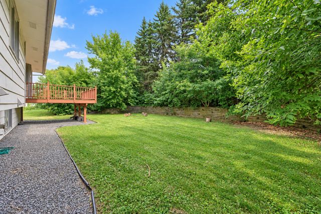 8026 173rd Street W, Lakeville, MN 55044