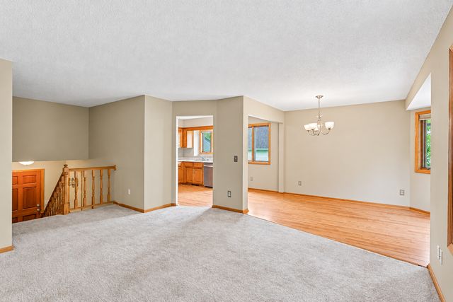 8026 173rd Street W, Lakeville, MN 55044