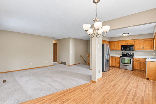 8026 173rd Street W, Lakeville, MN 55044