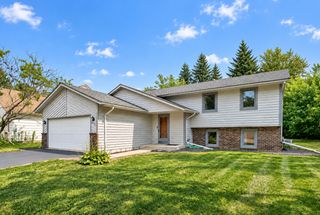 8026 173rd Street W, Lakeville, MN 55044