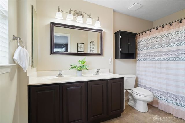 82 Wilbur Lane, Springboro, OH 45066