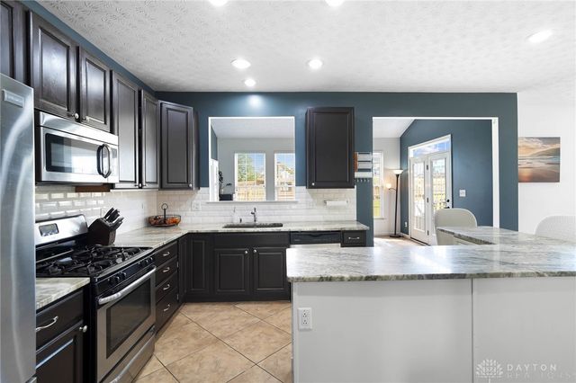 82 Wilbur Lane, Springboro, OH 45066