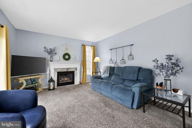 103 JUNIPER LN, Swedesboro, NJ 08085