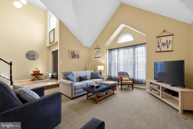 103 JUNIPER LN, Swedesboro, NJ 08085