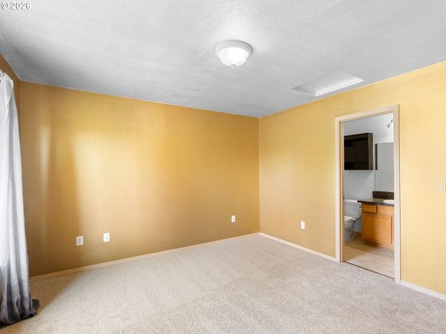 6724 Se 81ST Ave, Portland, OR 97206