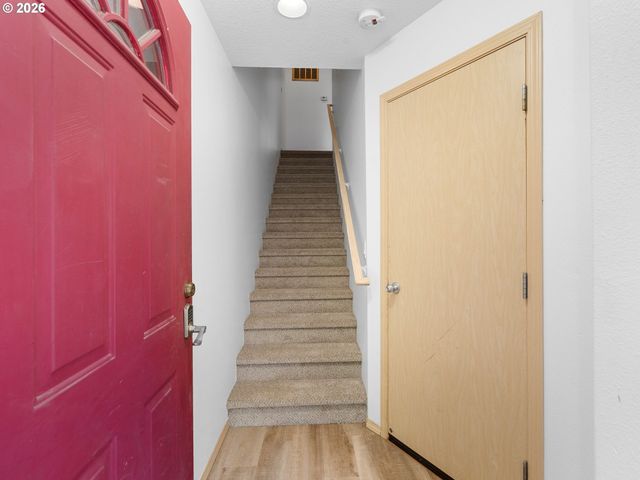 6724 Se 81ST Ave, Portland, OR 97206